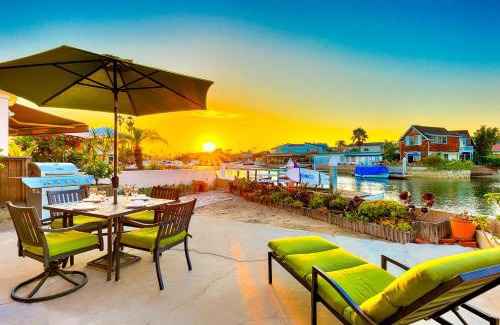 West Newport House | Newport Bay Front Vacation Home