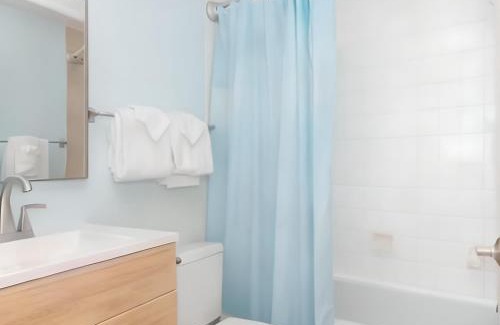 Balboa Peninsula House | Newport Beach Oceanside Stay