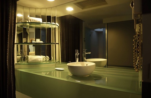 Santa Fe Hotel | NewPort love hotel