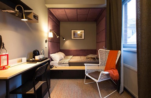 Dnipro Hotel | Newport