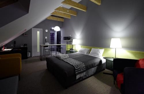 Dnipro Hotel | Newport