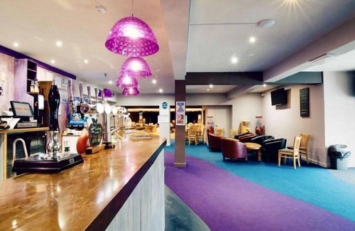 Newquay Ski Chalet | Newquay Bay Resort, Sandy Toes - Sleeps 6, Pets Ok