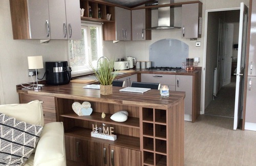 New Quay Ski Chalet | Newquay Haven caravan 42x14 with Ocean Views
