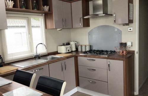 New Quay Ski Chalet | Newquay Haven caravan 42x14 with Ocean Views