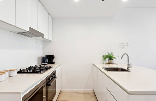 Newstead Apartment | Newstead City Haven Sleep 4