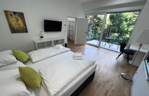 Penzing Apartment | Next to Schönbrunnpalace close to Public Transport - MySchönbrunn Apartments