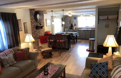 Bessemer House | Next to snowmobile/atv trail 2! Near ski hills, X-C skiing, Lake Superior, falls