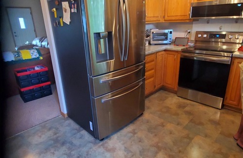 Appleton House | NFL Draft: Close to Lambeau and Appleton & Oshkosh airports. Sleeps 8+