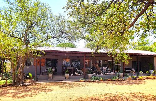 Phalaborwa House | Ngalali Retreat