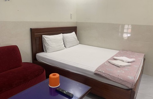 Binh Tan Hotel | Ngoc Quy Hotel