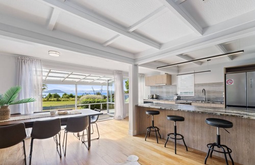 Ngongotaha House | Ngongotaha Lakeside Home