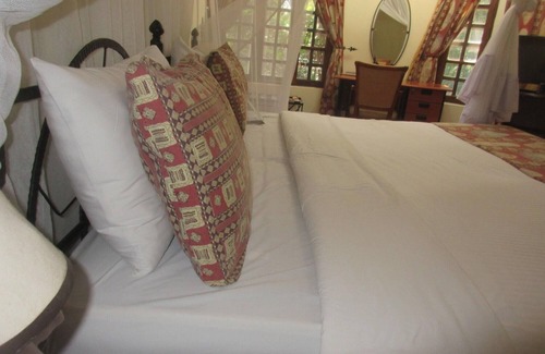 Arusha Hotel | Ngurdoto Mountain lodge