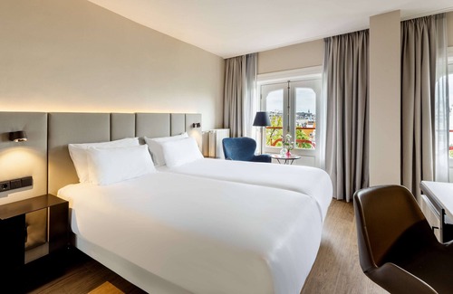 Grachtengordel-Zuid Hotel | NH Amsterdam Schiller
