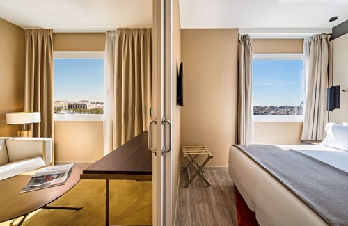 Cortes Hotel | NH Collection Madrid Suecia