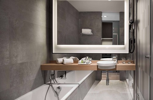 Cortes Hotel | NH Collection Madrid Suecia