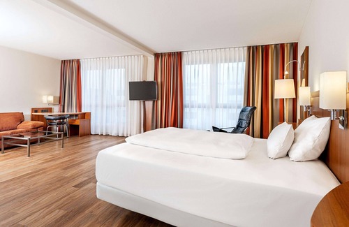 Munchen District Hotel | NH München Ost Conference Center