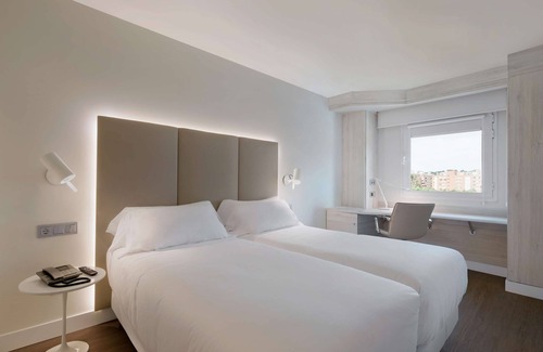 Alameda de Osuna Hotel | NH Madrid Barajas Airport