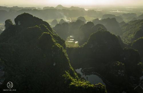 Hoa Lu Resort | Nham Village Resort