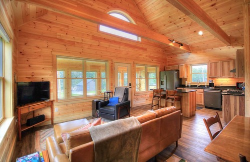 Rangeley House | Niboban Cabin 17 - shared waterfront
