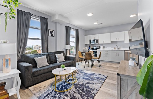 Everett Apartment | Nice 1BR Near Encore Boston 2758