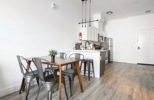 Elizabeth Apartment | Nice 1BR next to EWR 3956