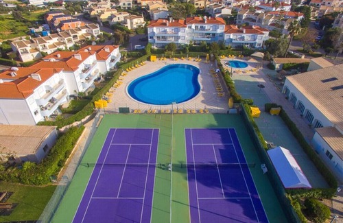 Penina Apartment | Nice 2 Bed 1st floor Apt on Oasis Parque (AT72)