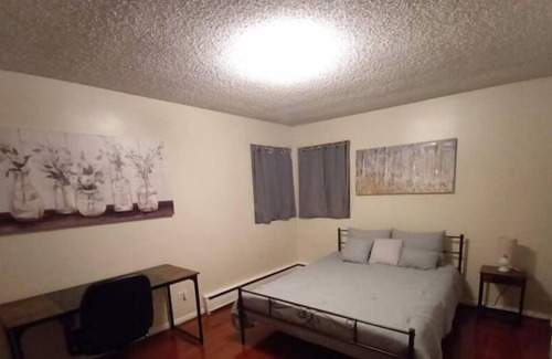 Melrose Park Apartment | Nice 2 Bedroom 1 bath apartment