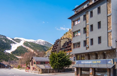Incles Apartment | Nice 3 Bedroom Apartment for 6 people, Incles. C.PEP 4
