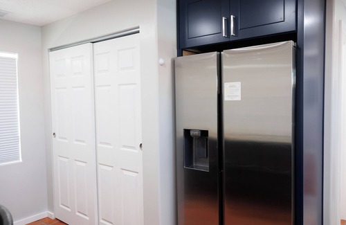 West Old Town House | Nice 3-bedroom house with AC in Albuquerque near Historic Old Town