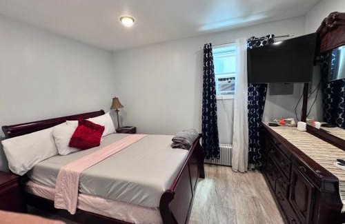 North Bergen Apartment | Nice 3 bedrooms apt 4 lovely group family 25 mins 2 NY City
