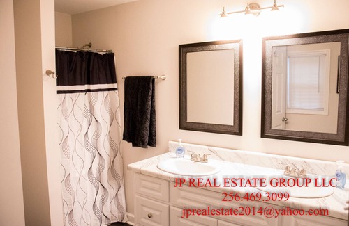 Decatur House | Nice 3br 2.5 Bath House Near Cooks Museum - Decatur AL