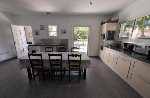 Les Conches House | Nice 90m near the surf beach of Bud
