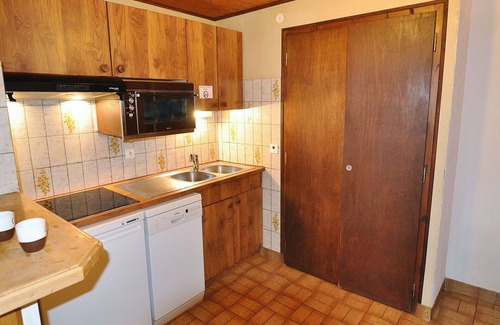 La Chapelle-d'Abondance Apartment | Nice apartment for 6 people with WIFI, TV, balcony and pets allowed