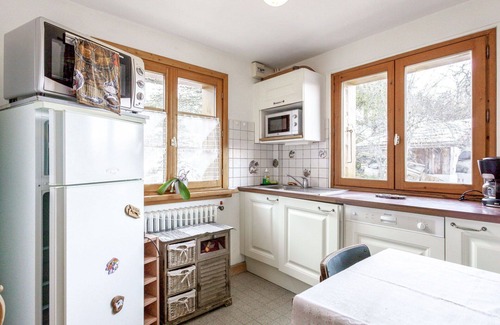 Saint-Gervais-les-Bains Apartment | Nice apartment for 4 guests with WIFI, TV, balcony and parking