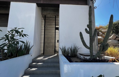 Libertad Apartment | Nice and comfortable apartment in Los Cabos, overlooking the bay of Cabo San Lucas.