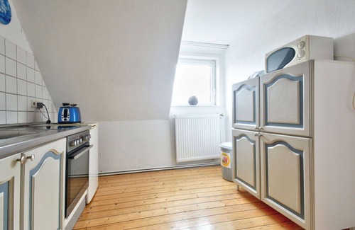 Schwalenberg Apartment | Nice apartment for 4 people with WIFI, TV, terrace and parking