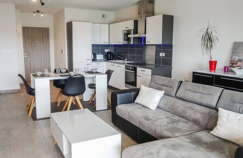 Latour-Bas-Elne Apartment | Nice apartment for 4 people with A/C, WIFI, TV, terrace and parking