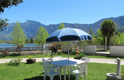 Calceranica al Lago Apartment | Nice apartment for 4 guests with WIFI, TV, patio and parking