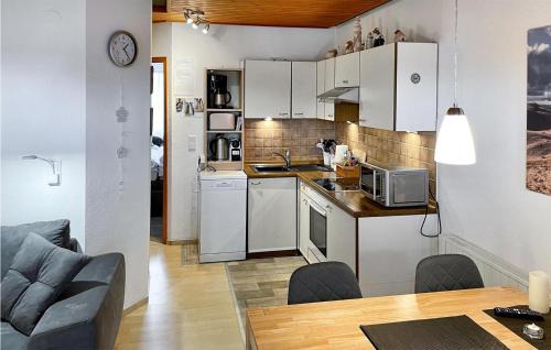 Friedrichskoog-Spitze Apartment | Nice Apartment In Friedrichskoog Spitze