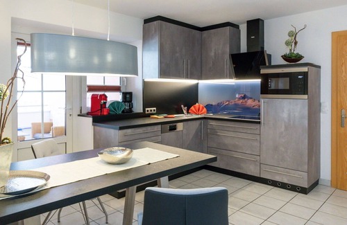 Runhof Apartment | Nice apartment for 5 people with WIFI, TV, balcony and pets allowed