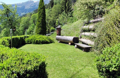Zellbergeben Apartment | Nice apartment for 5 people with WIFI, TV, patio and parking