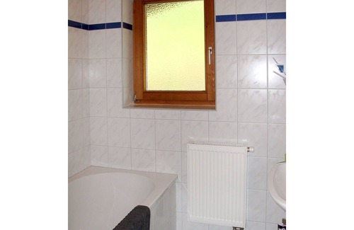 Bramberg am Wildkogel Apartment | Nice apartment for 13 people with WIFI, TV, terrace, pets allowed and parking