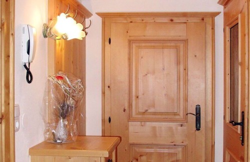 Bramberg am Wildkogel Apartment | Nice apartment for 13 people with WIFI, TV, terrace, pets allowed and parking
