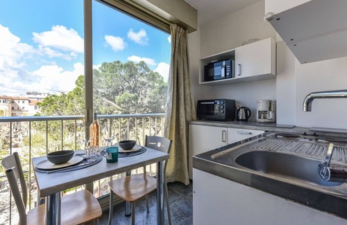 Pointe Croisette Apartment | Nice apartment for 2 people with WIFI, TV and parking