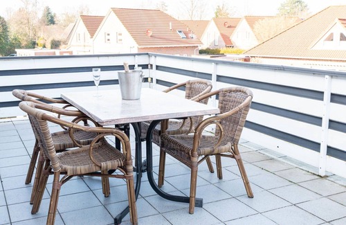 Norden Apartment | Nice apartment for 4 guests with TV, balcony and parking