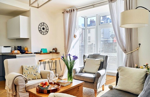 Stratton Apartment | Nice apartment for 4 people with WIFI, pets allowed and parking
