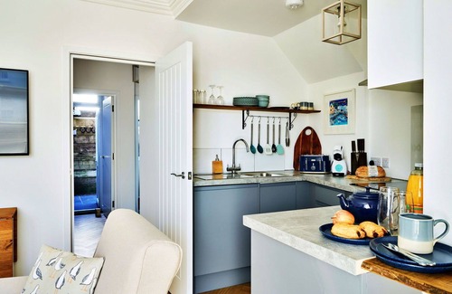 Stratton Apartment | Nice apartment for 4 people with WIFI, pets allowed and parking