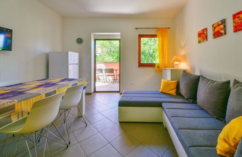 Sibinj Krmpotski Apartment | Nice apartment for 4 people with WIFI, A/C, TV, terrace and parking