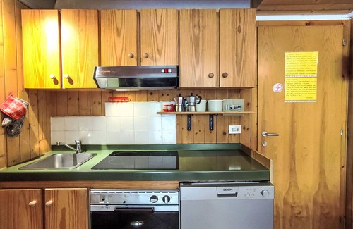 Marilleva Apartment | Nice apartment for 5 guests with WIFI, TV, patio and parking
