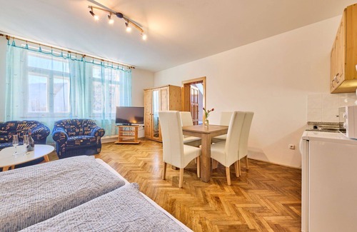 Janske Lazne Apartment | Nice apartment for 5 people with WIFI, TV and parking